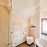 Hotel Schloss Ranzow - Kleines Romantik - Wellness - Golfplatz - Hochzeiten & Feiern