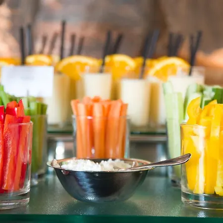 Hotel Schloss Ranzow - Kleines Romantik - Wellness - Golfplatz - Hochzeiten & Feiern Lohme