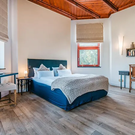 Hotel Schloss Ranzow - Kleines Romantik - Wellness - Golfplatz - Hochzeiten & Feiern Lohme