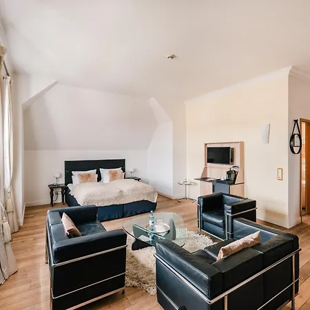 Schloss Ranzow - Kleines Romantik - Wellness - Golfplatz - Hochzeiten & Feiern 4* Lohme