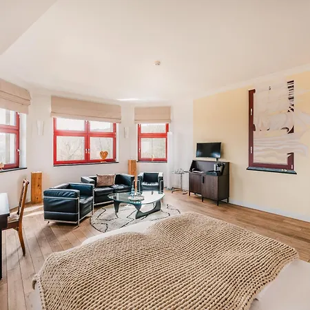 Schloss Ranzow - Kleines Romantik - Wellness - Golfplatz - Hochzeiten & Feiern 4* Lohme