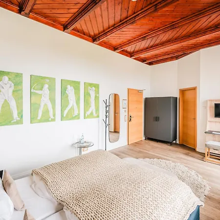 Schloss Ranzow - Kleines Romantik - Wellness - Golfplatz - Hochzeiten & Feiern Отель Ломе