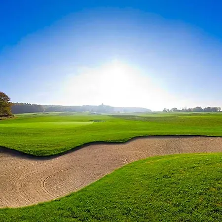 Schloss Ranzow - Kleines Romantik - Wellness - Golfplatz - Hochzeiten & Feiern