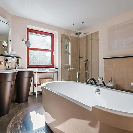 Schloss Ranzow - Kleines Romantik - Wellness - Golfplatz - Hochzeiten & Feiern Hotel