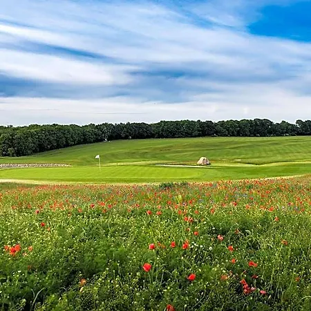 Schloss Ranzow - Kleines Romantik - Wellness - Golfplatz - Hochzeiten & Feiern Lohme