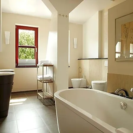 Schloss Ranzow - Kleines Romantik - Wellness - Golfplatz - Hochzeiten & Feiern Lohme