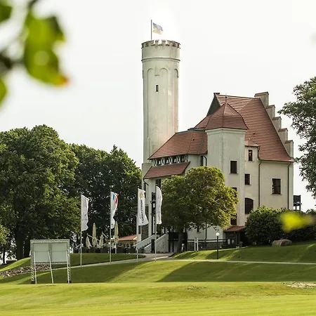 Schloss Ranzow - Kleines Romantik - Wellness - Golfplatz - Hochzeiten & Feiern