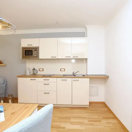 Hotel Schloss Ranzow - Kleines Romantik - Wellness - Golfplatz - Hochzeiten & Feiern 4*