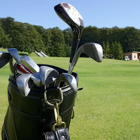 Schloss Ranzow - Kleines Romantik - Wellness - Golfplatz - Hochzeiten & Feiern Lohme