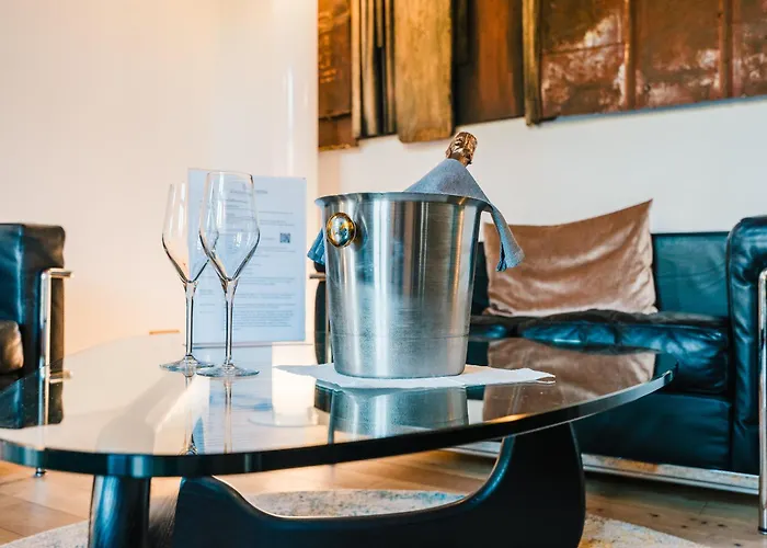 Отель Schloss Ranzow - Kleines Romantik - Wellness - Golfplatz - Hochzeiten & Feiern