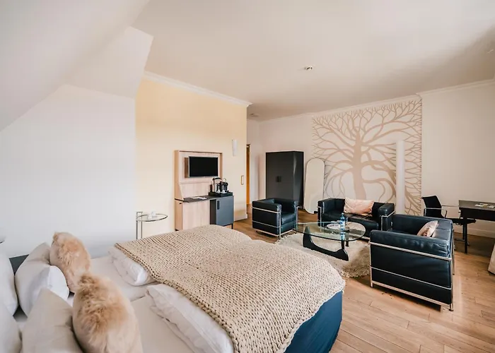 Schloss Ranzow - Kleines Romantik - Wellness - Golfplatz - Hochzeiten & Feiern 4* Ломе