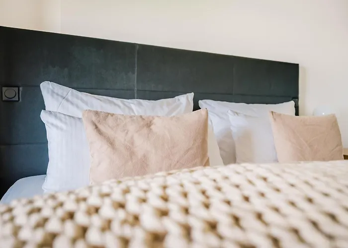 Schloss Ranzow - Kleines Romantik - Wellness - Golfplatz - Hochzeiten & Feiern Отель Ломе