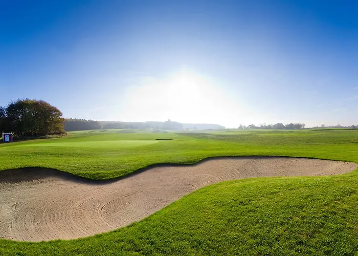 Schloss Ranzow - Kleines Romantik - Wellness - Golfplatz - Hochzeiten & Feiern Hotel 4*