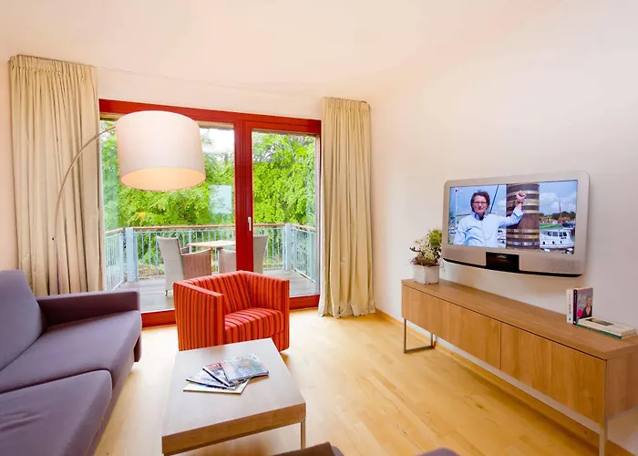 Schloss Ranzow - Kleines Romantik - Wellness - Golfplatz - Hochzeiten & Feiern 4*