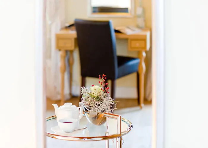 Schloss Ranzow - Kleines Romantik - Wellness - Golfplatz - Hochzeiten & Feiern